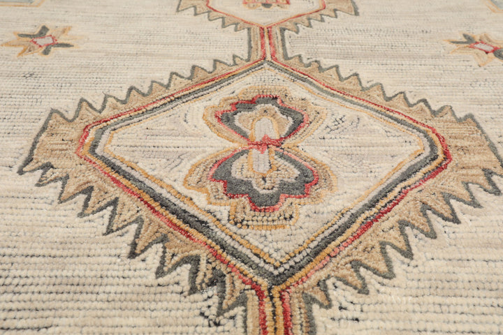 Celeste Rugs 2'x3' Ivory Hand Tufted Traditional Arts & Crafts Wool Oriental Area Rug by LoomBloom