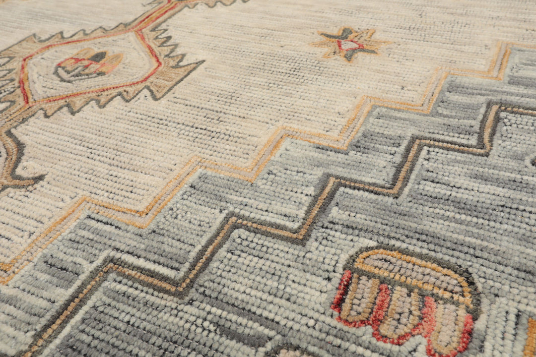 Celeste Rugs 2'x3' Ivory Hand Tufted Traditional Arts & Crafts Wool Oriental Area Rug by LoomBloom