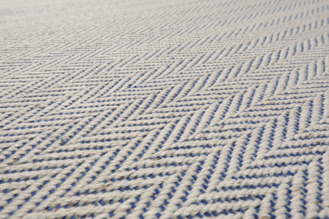 Multi Size Ivory Navy Color Hand Woven Herringbone New Zealand Wool Contemporary Oriental Rug