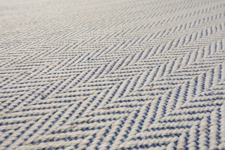 Multi Size Ivory Navy Color Hand Woven Herringbone New Zealand Wool Contemporary Oriental Rug
