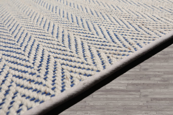 Multi Size Ivory Navy Color Hand Woven Herringbone New Zealand Wool Contemporary Oriental Rug