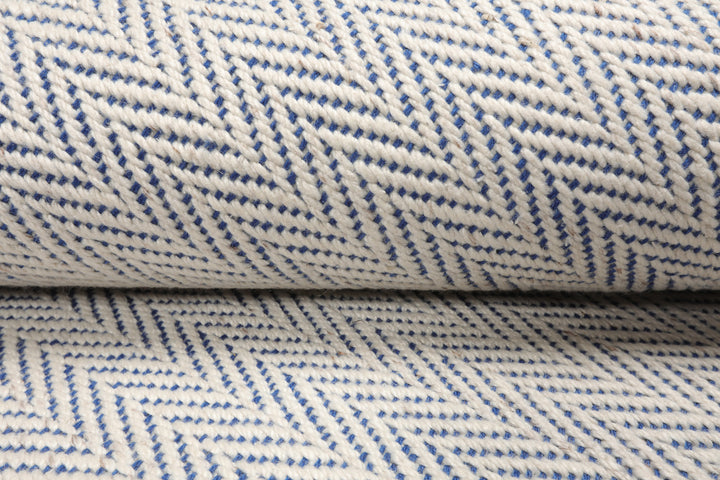 Multi Size Ivory Navy Color Hand Woven Herringbone New Zealand Wool Contemporary Oriental Rug