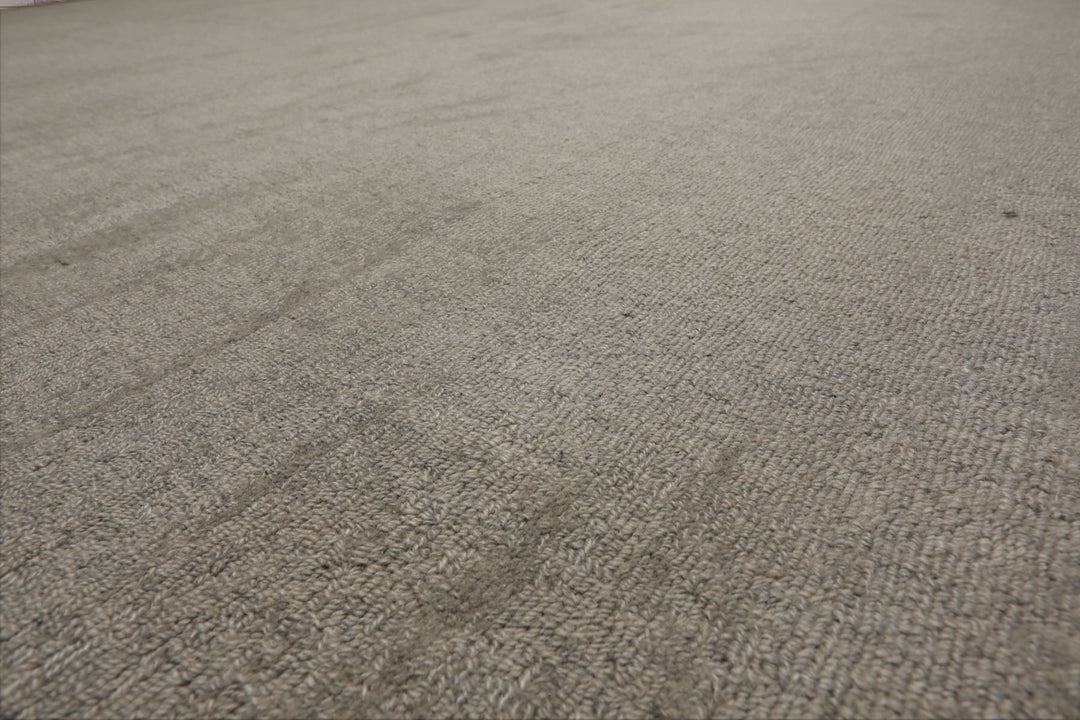 Multi Size Mossy Gray Color Hand Tufted Textured New Zealand Wool Contemporary Oriental Rug