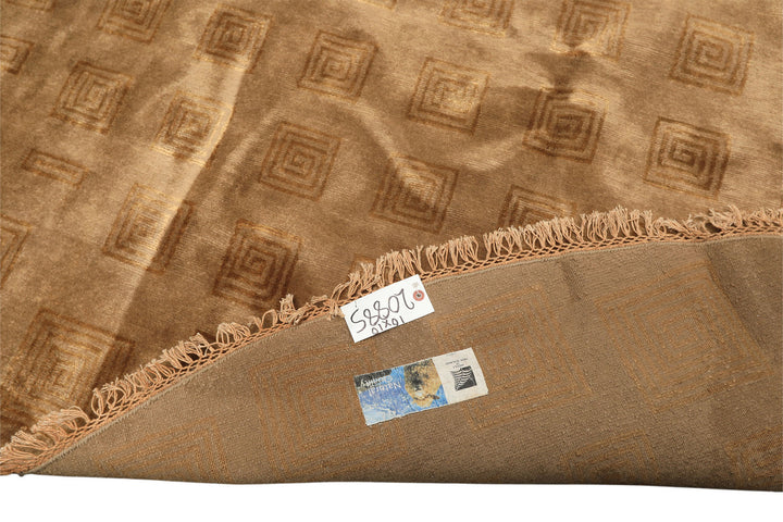 Round Tan, Gold, Color Hand Knotted Tibetan New Zealand Wool Transitional Oriental Rug