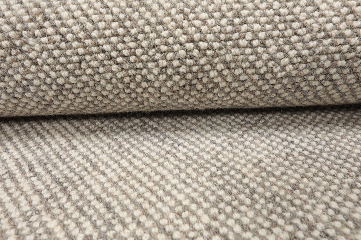 Multi Size Ivory Gray Color Hand Tufted Herringbone New Zealand Wool Modern Oriental Rug