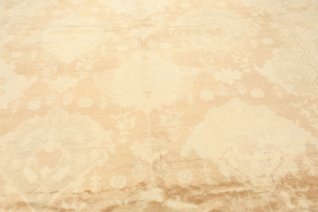 8x10 Tan, Beige, Celadon Color Hand Knotted Oushak New Zealand Wool Transitional Oriental Rug