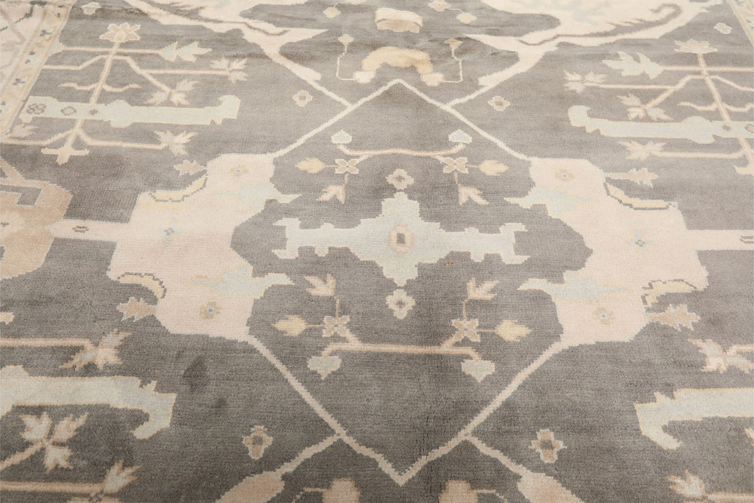 8x10 Gray, Ivory, Light Gold Color Hand Knotted Oushak Wool Traditional Oriental Rug