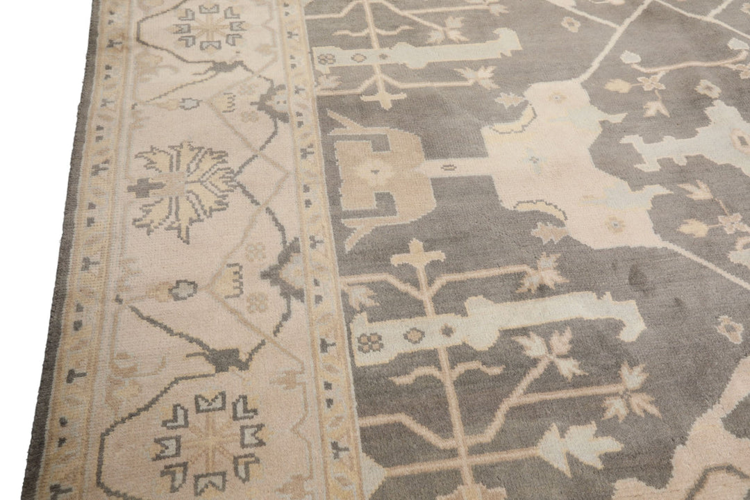 8x10 Gray, Ivory, Light Gold Color Hand Knotted Oushak Wool Traditional Oriental Rug