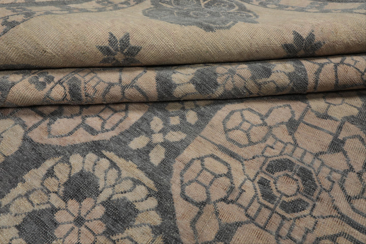 8x10 Gray, Beige, Blush Color Hand Knotted  Wool Transitional Oriental Rug