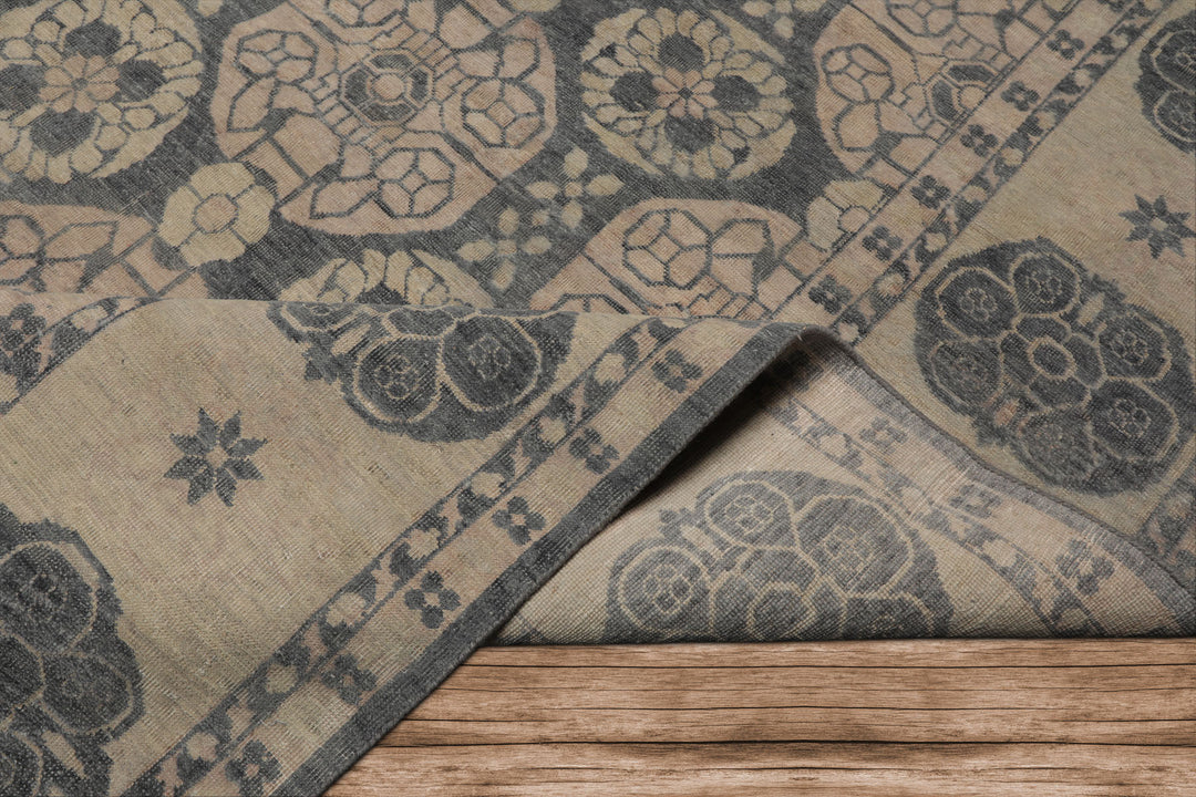 8x10 Gray, Beige, Blush Color Hand Knotted  Wool Transitional Oriental Rug