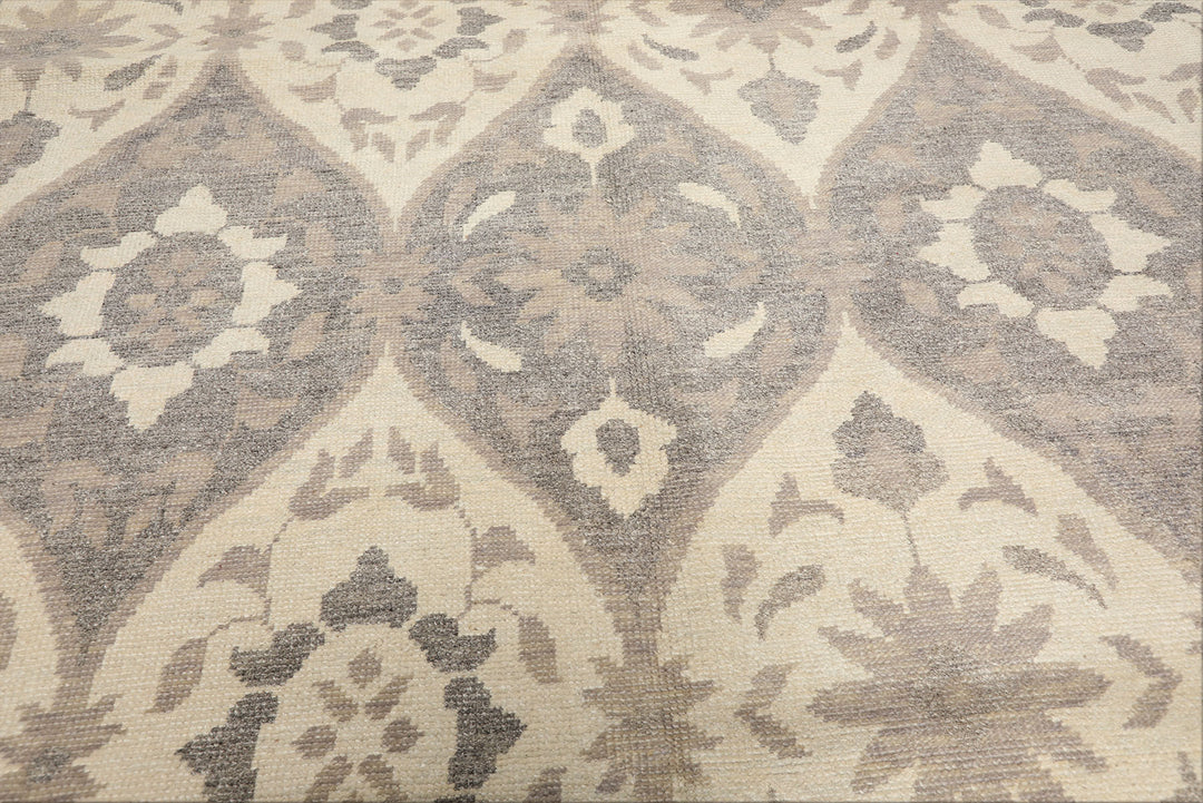 6x9 Ivory, Gray, Taupe Color Hand Knotted Oushak Wool Transitional Oriental Rug