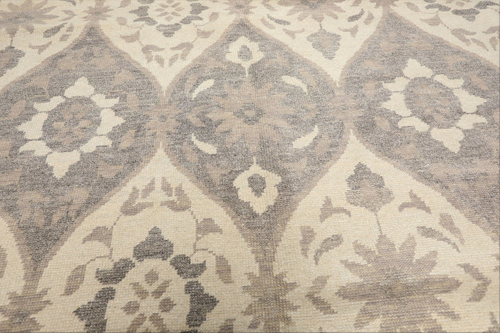 6x9 Ivory, Gray, Taupe Color Hand Knotted Oushak Wool Transitional Oriental Rug