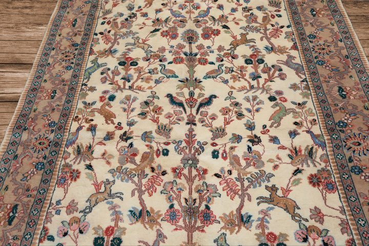 6x9 Ivory, Peach, Gray Color Hand Knotted Indo Persian Wool Traditional Oriental Rug