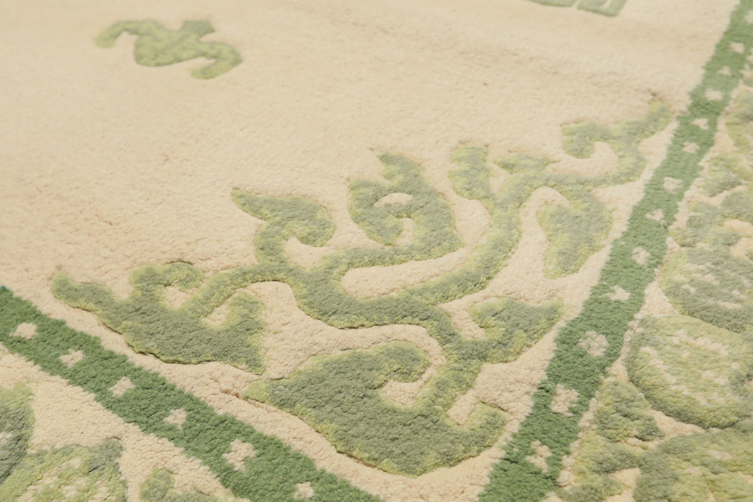 4x6 Ivory, Sage, Color Hand Knotted French Aubusson savonnerie Wool Traditional Oriental Rug