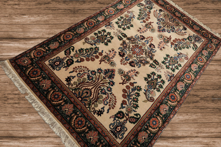 4x6 Ivory, Green, Rose Color Hand Knotted Indo Sarouk New Zealand Wool Traditional Oriental Rug
