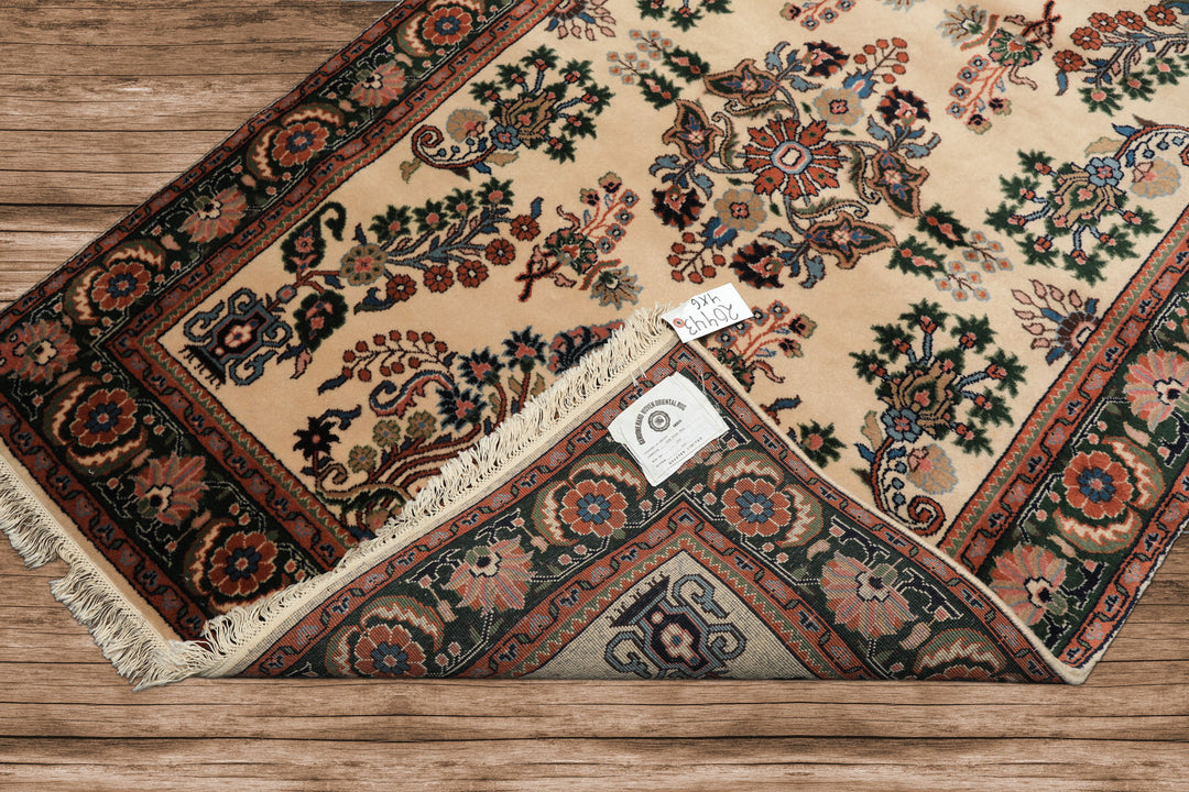 4x6 Ivory, Green, Rose Color Hand Knotted Indo Sarouk New Zealand Wool Traditional Oriental Rug