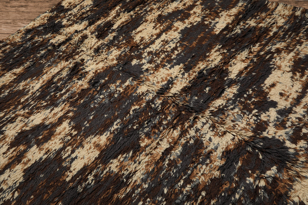 8x10 Ivory, Chocolate, Aubergine Color Hand Knotted Moroccan Shag Wool Modern & Contemporary Oriental Rug