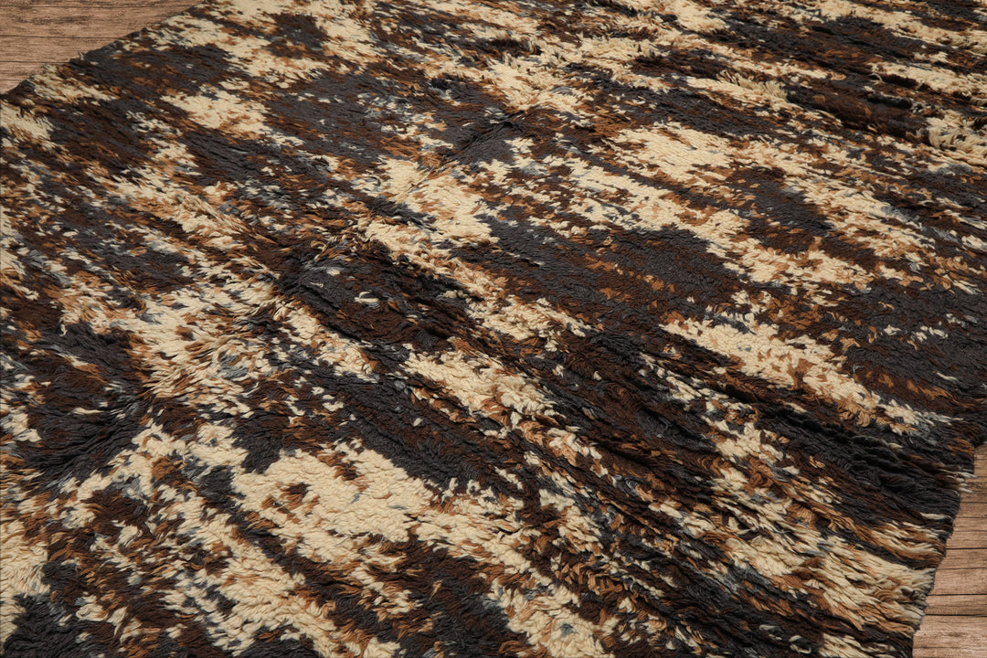 8x10 Ivory, Chocolate, Aubergine Color Hand Knotted Moroccan Shag Wool Modern & Contemporary Oriental Rug