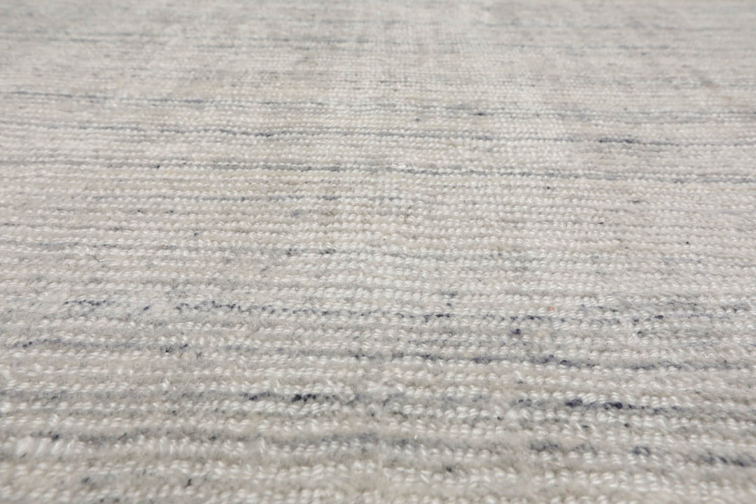 Multi Size Off White Ash Gray Color Hand Tufted Textured New Zealand Wool Contemporary Oriental Rug