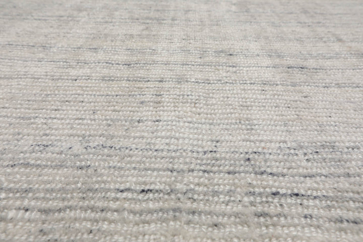 Multi Size Off White Ash Gray Color Hand Tufted Textured New Zealand Wool Contemporary Oriental Rug