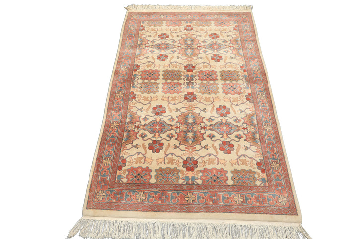 4x6 Ivory, Rose, Brown Color Hand Knotted Indo Kashan New Zealand Wool Traditional Oriental Rug