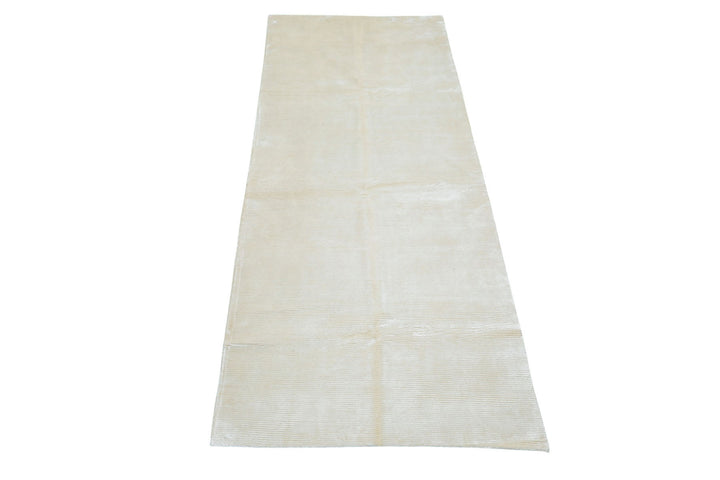 Runner Off White, , Color Hand Knotted Tibetan Viscose Moden &amp; Contemporary Oriental Rug