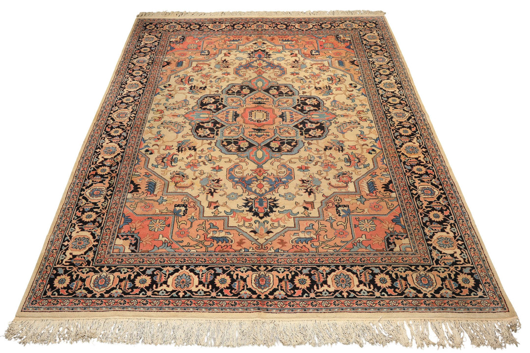 9x12 Ivory, Charcoal, Peach Color Hand Knotted Serapi Wool Traditional Oriental Rug
