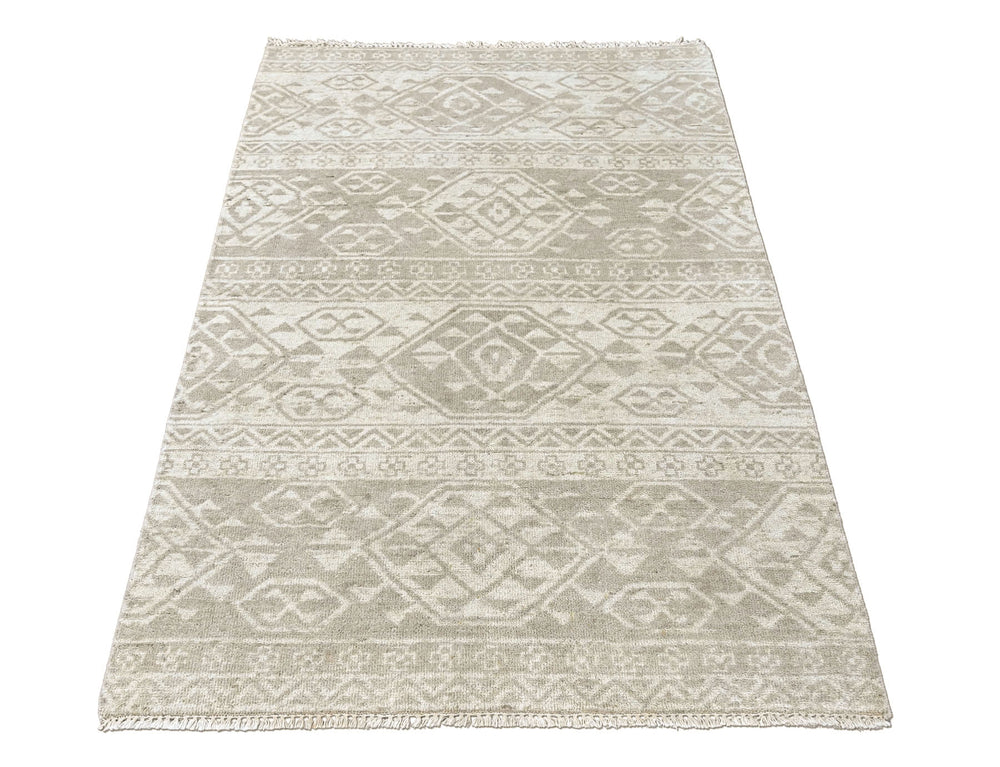 4x6 Beige, Gray, Color Hand Knotted Oushak Wool  Oriental Rug