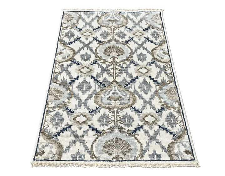 3'6x5'6 Ivory, Gray, Blue Color Hand Knotted Oushak Wool Transitional Oriental Rug