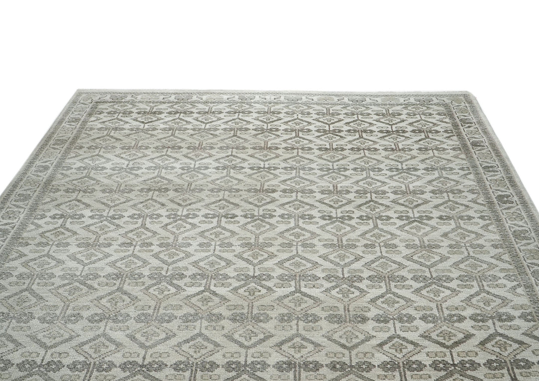 9x12 Gray, Beige, Multi Color Hand Knotted Oushak Wool Transitional Oriental Rug