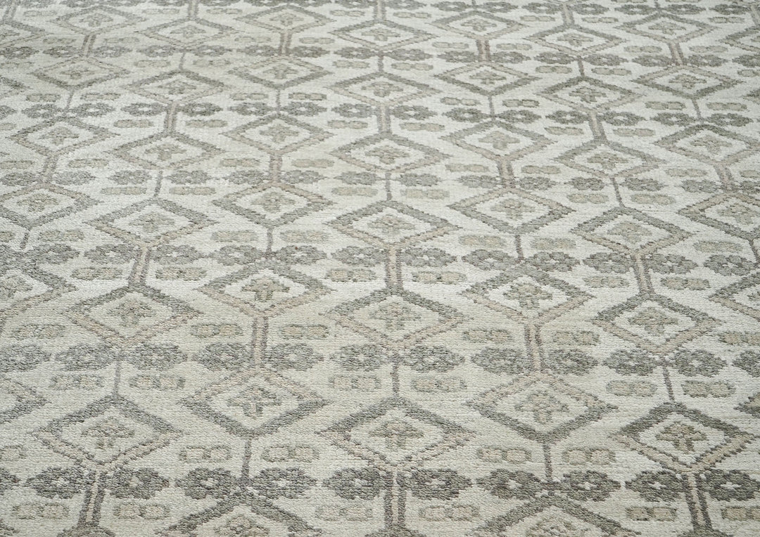 9x12 Gray, Beige, Multi Color Hand Knotted Oushak Wool Transitional Oriental Rug