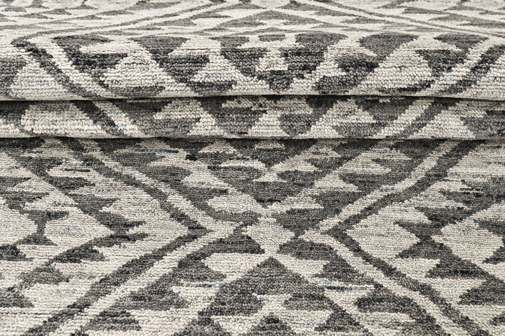 4x6 Dark Gray, Silver, Color Hand Knotted Oushak Wool  Oriental Rug