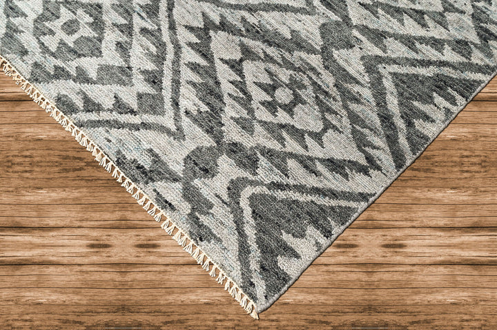 4x6 Dark Gray, Silver, Color Hand Knotted Oushak Wool  Oriental Rug