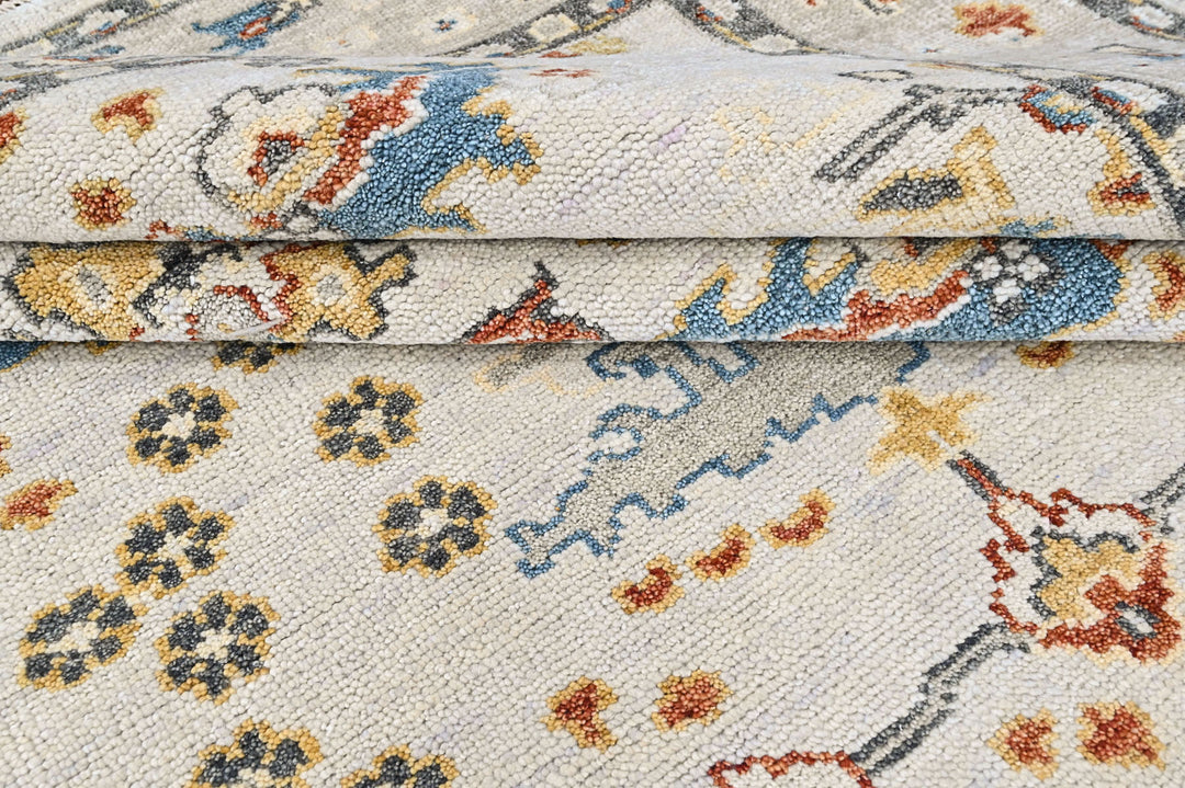 8x10 Ivory, Gray, Gold Color Hand Knotted Oushak Wool Transitional Oriental Rug