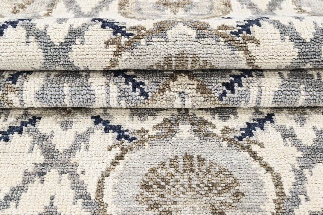 3'6x5'6 Ivory, Gray, Blue Color Hand Knotted Oushak Wool Transitional Oriental Rug