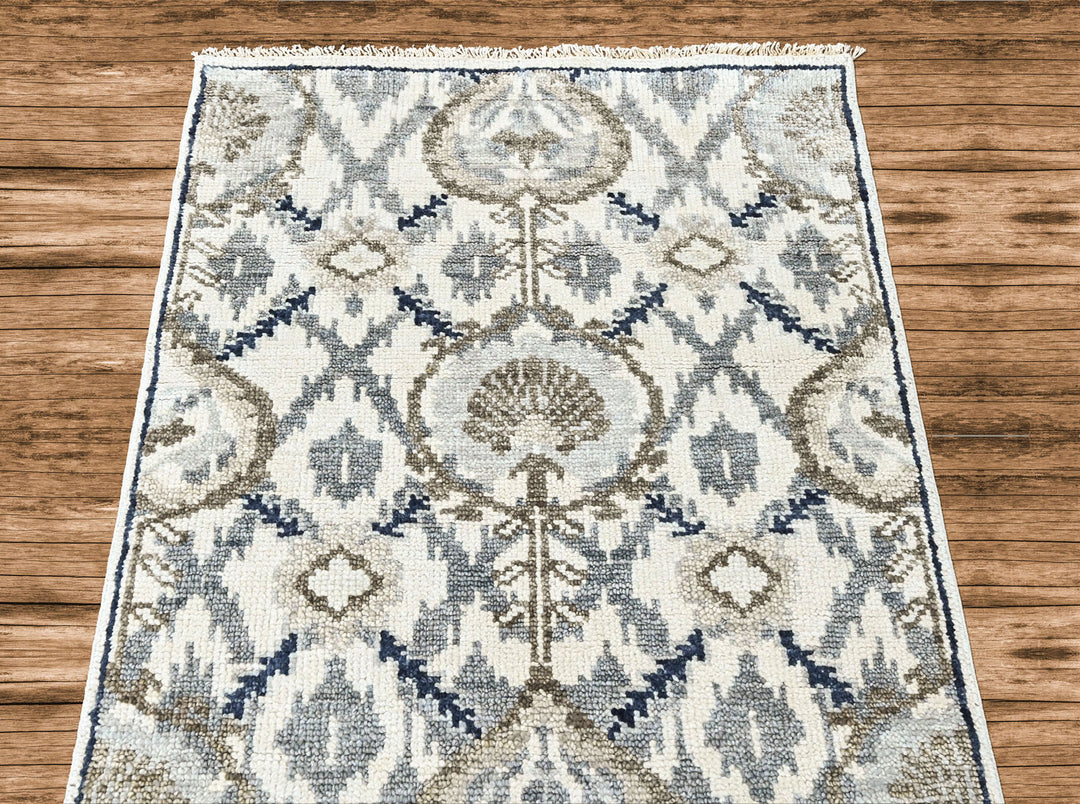 3'6x5'6 Ivory, Gray, Blue Color Hand Knotted Oushak Wool Transitional Oriental Rug